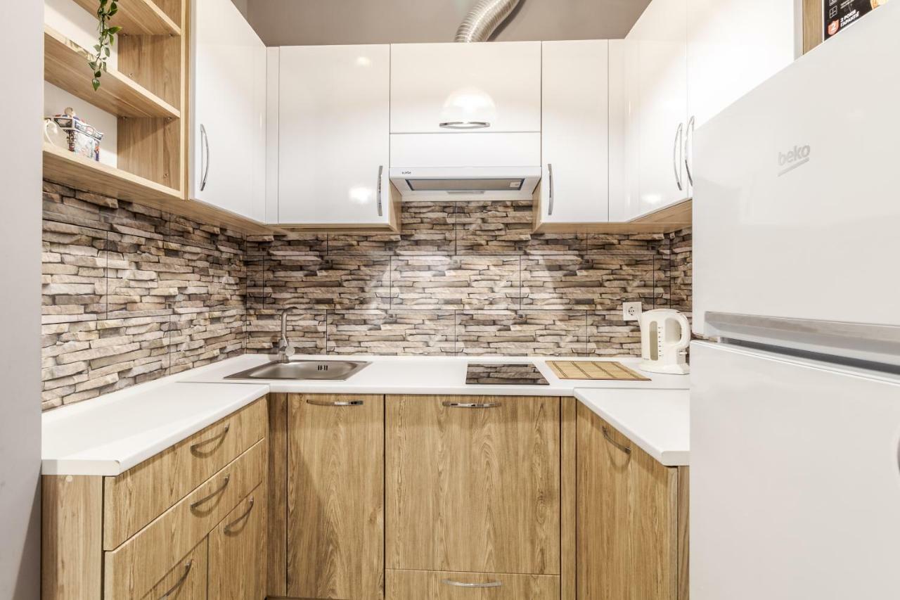 Modern Rus Apartman Lviv Kültér fotó